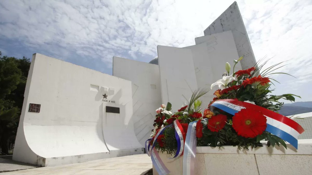 #Makarska : Obilježavanje Dana Europe i Dana pobjede nad fašizmom ... lokalnahrvatska.hr/hr/3yYL3JRq #vijesti #hrvatska #croatian