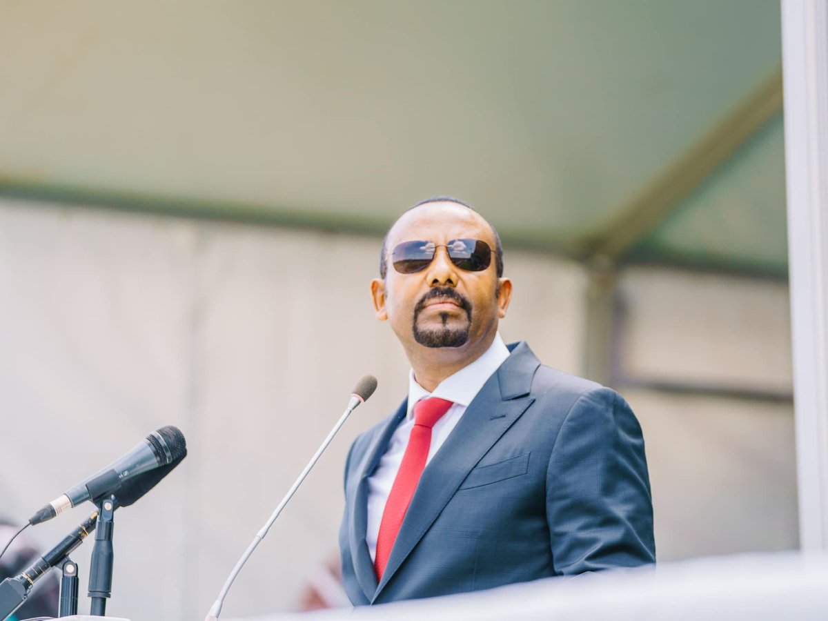 EthiopianNewsA's tweet image. ሕዝቡ በሰላም፣ በአንድነትና በልማት ላይ በማተኮር እጅ ለእጅ ተያይዞ መስራት አለበት -ጠቅላይ ሚኒስትር ዐቢይ አሕመድ (ዶ/ር) ena.et/web/amh/w/amh_…