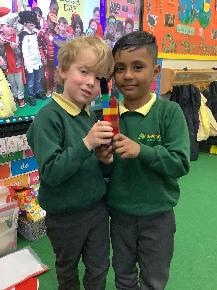 #EYFS have been learning the concept of height in #Maths. They constructed towers with their peers and used mathematical vocabulary to compare differences. 📏📐 #Maths #Numbers