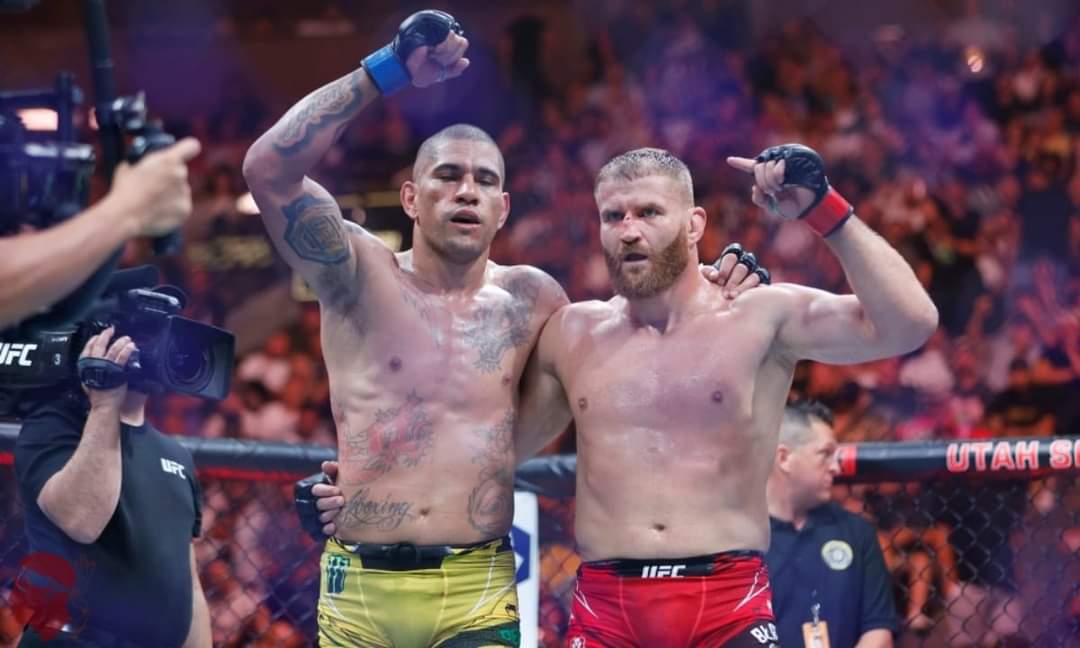 Jan Blachowicz espera regresar a finales de año y cree que merece la revancha contra Alex Pereira: 'Creo que gané la pelea contra él y creo que merezco la revancha. Alex noqueó a todo el mundo, no a mí... Cuando vuelva, creo que puedo luchar contra él una vez más'.