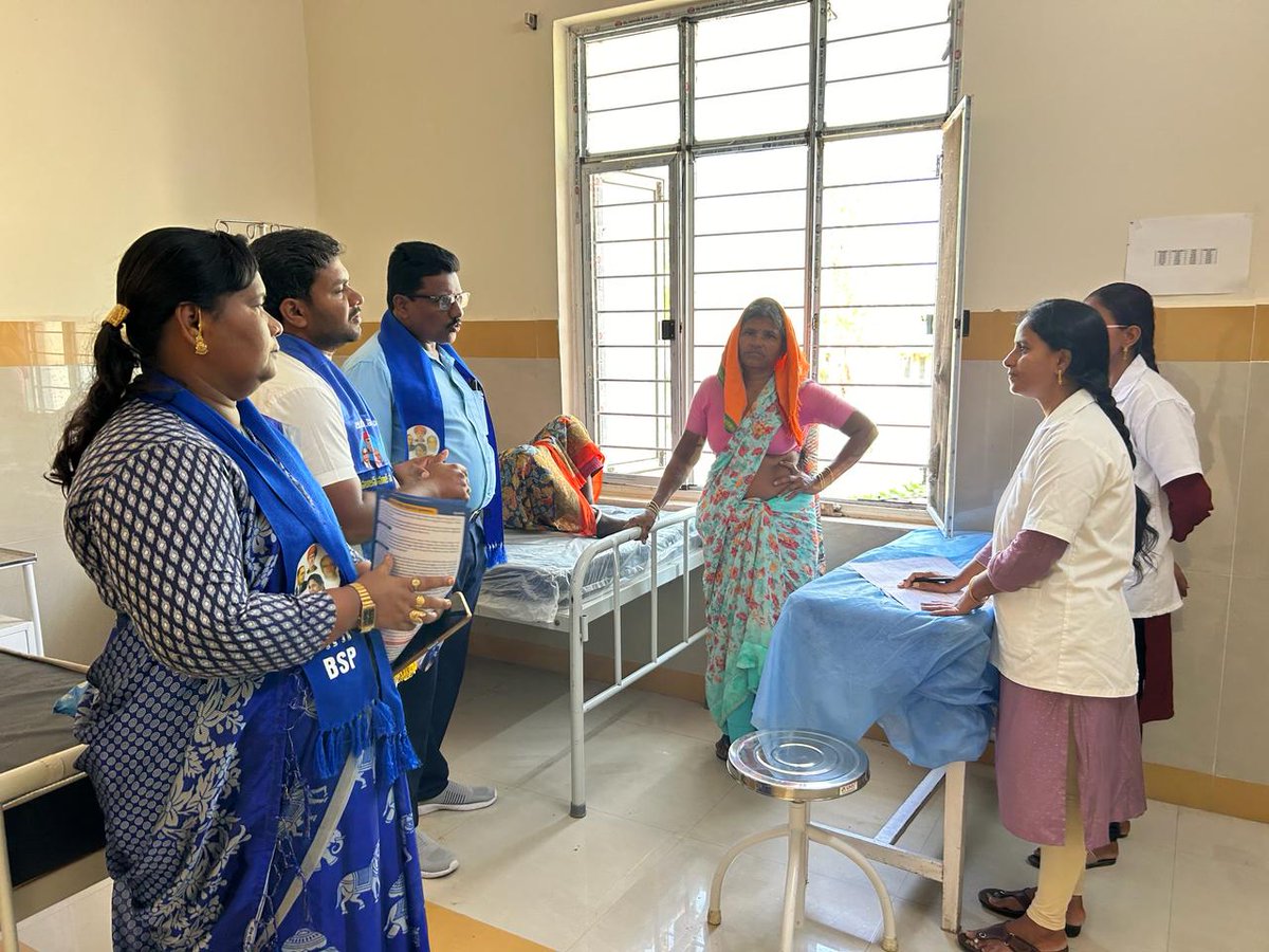 bsp_ts's tweet photo. బహుజన్ సమాజ్ పార్టీ భువనగిరి పార్లమెంట్ అభ్యర్థి అయితరాజు అబ్బేందర్ గారి ఏనుగు గుర్తుకు ఓటువేయాలని ప్రచారం చేయడం జరిగింది. #Telangana #BSPForFutureIndia #ParliamentElection2024 #LokSabhaElections2024                                            
#VoteForElephant #Mayawatiji #BSP4FutureIndia #BSP4Change #BSPForEmployment @AnandAkash_BSP @Mayawati ji @ramjigautambsp @bsp_prabhakar @bsptelangana_ #TelanganaBSP