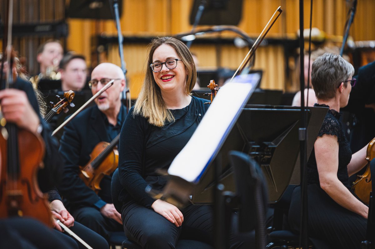 Are you joining us this week in #Cardiff and #Swansea for Bartók’s concerto for orchestra?🎶🙌 Enhance your concert experience with our Digital Programme notes, available in both English and Welsh English: bit.ly/4boNJx8 Welsh: bit.ly/4dpJHGN