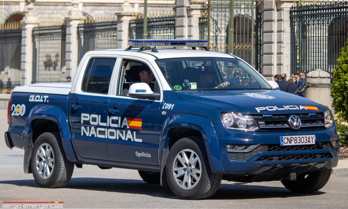 Volkswagen Amarok 7HA perteneciente al Grupo Operativo de Intervenciones Técnicas de la Policía Nacional.

Foto propia. 8/5/24