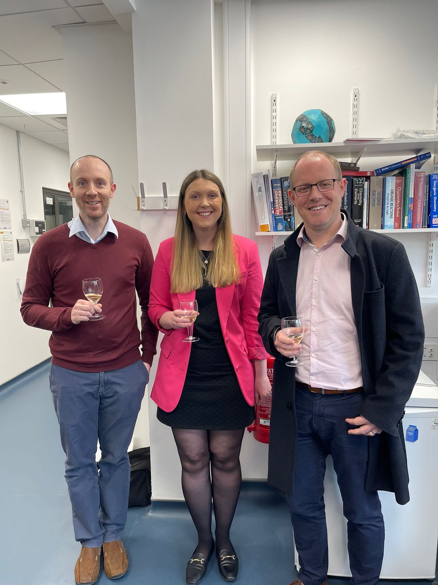 Congrats to Dr Ailsa Edward for her great work and achievement in her PhD! <a href="/AilsaEdward/">Ailsa Edward</a> 🥳👏 #womeninSTEM 
Thanks to the examiners <a href="/forganross/">Prof Ross Forgan</a> @TheJohnstonLab.