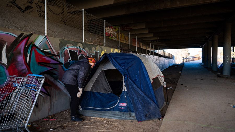 Aurora council lays groundwork for expedited homeless sweeps, supportive court program ‘The goal is really to move that population into treatment as much as possible’ buff.ly/3UAfdJD #COpolitics #Homelessness