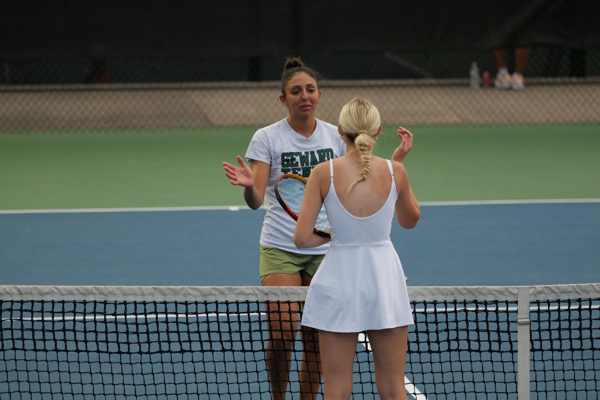 (1/2) WTN: Consolation Finals Lara Torres closes us out here at the 2024 #NJCAATennis D1 Women’s National Championships! She is able to defeat Abigail Carlson of Coastal Alabama CC to get the Lady Saints up to a team total 26 points! ✅Torres 8-2 #SCCCSaints #GoodToBeGreen