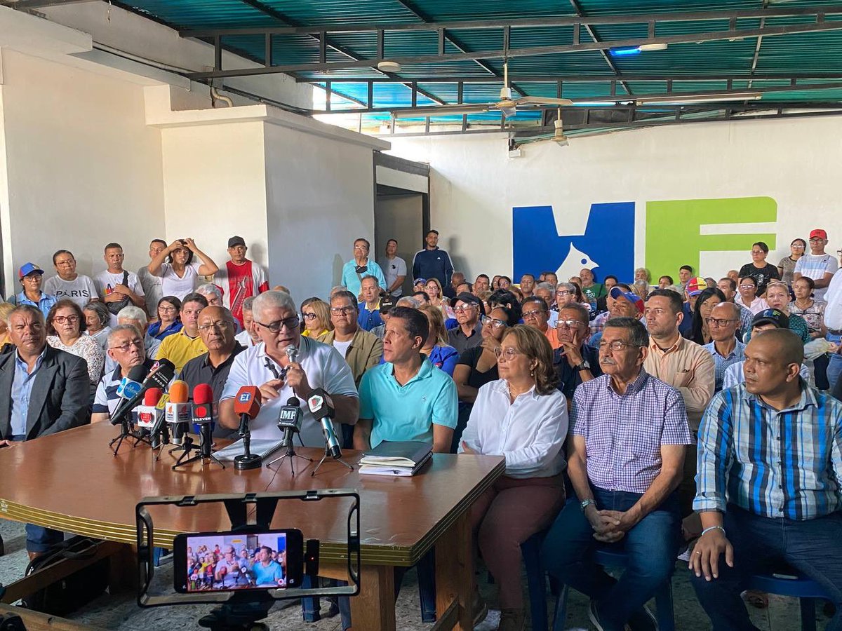 ADOrg_Laraof's tweet image. #8May Rueda de prensa de los factores democráticos del estado Lara ratificando apoyo a @EdmundoGU este #28Jul Venezuela gana. Desde @ademocratica en Resistencia Lara nuestro compromiso es con la defensa del voto, organizados y articulados para recuperar la democracia en 🇻🇪