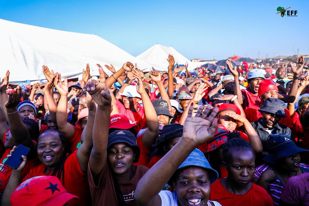 [IN PICTURES]: President @Julius_S_Malema in Nkangala this afternoon. We want our people to line up, young and old, because we believe that freedom will come, at last, through the ballot. Because we want 2024 to be our 1994. #MalemaForSAPresident #EFFCommunityMeetings #VoteEFF