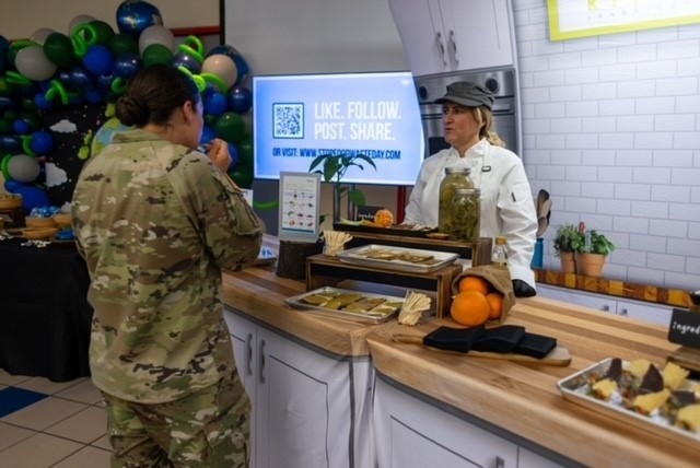 #ICYMI The Army recently held its first Culinary Industry Day, which saw more than 700 Soldiers and family members receive meal prep guidance at teaching kitchens, advice on food security and more. #QualityOfLife army.mil/article/275984