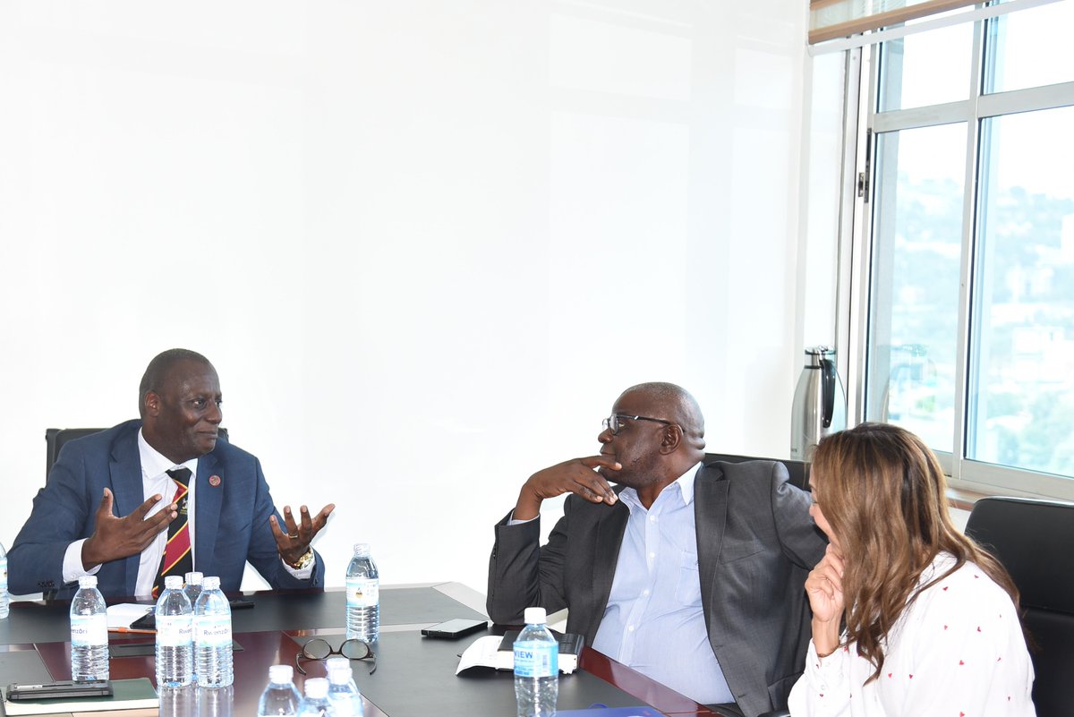 Today, we hosted a team from @FightingMalaria led by the Chief Executive @jktibenderana. We discussed opportunities for enhanced collaboration between our two institutions, particularly in the area of health research and training.