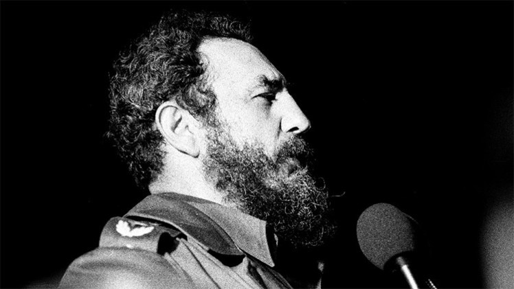 El 20 d sept d 1982 Fidel se dirigió a Pérez d Cuellar, Secretario Gral d la ONU, p detener la barbarie d Israel vs el pueblo palestino. Acababa d ocurrir la terrible matanza d Sabra y Shatila. Acusó al gob d EEUU d su apoyo incondicional al régimen d Israel. #StopTheGenocide