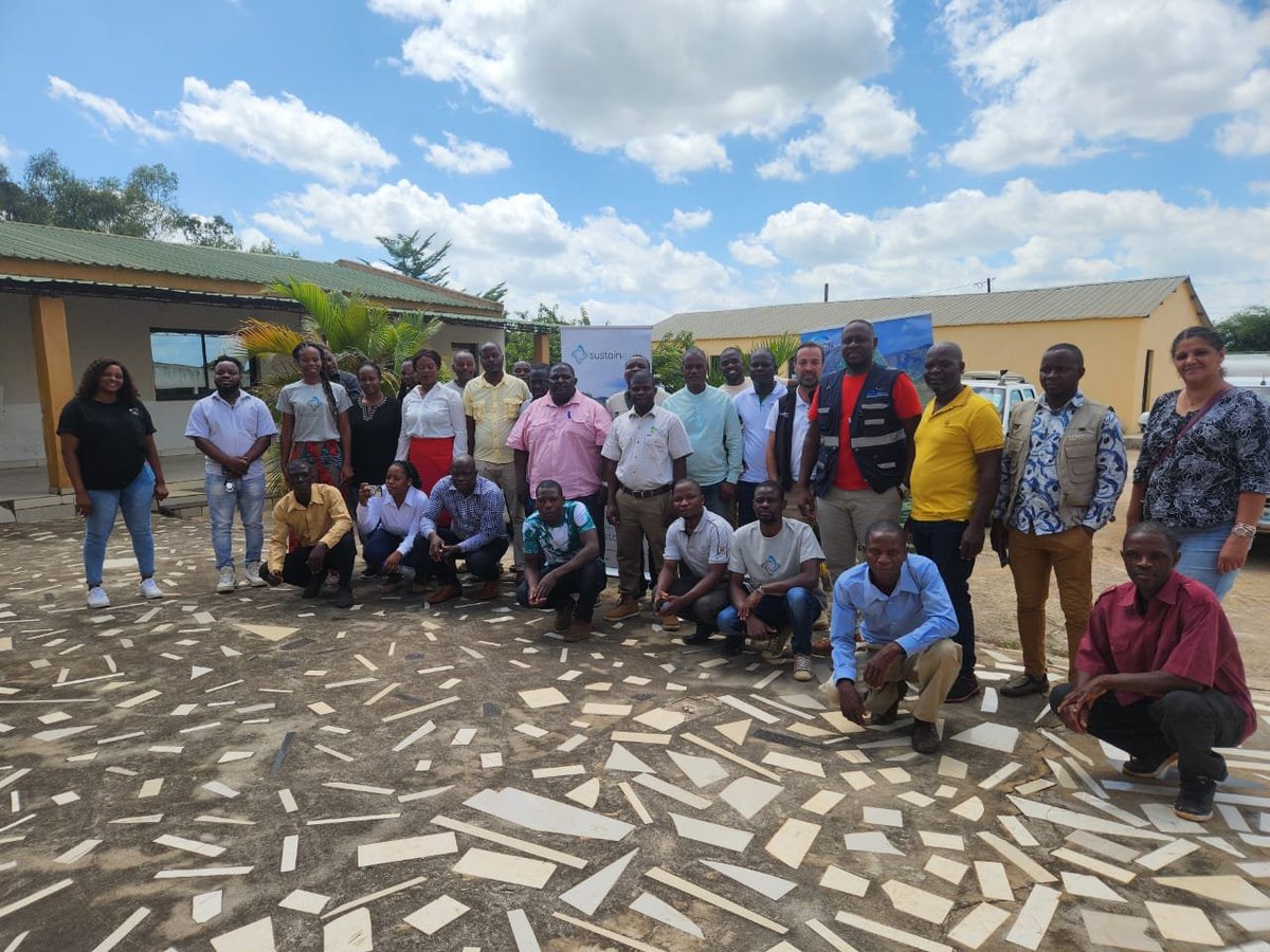IucnE's tweet photo. Our #SUSTAINPro team in Mozambique have established two district coordination groups on Nature-based Solns (NbS). The groups in Baruè and Vanduzi districts will work to disseminate the concept and standards, develop a shared vision, and promote the uptake of NbS in agriculture. https://t.co/nLyjU3p5hF