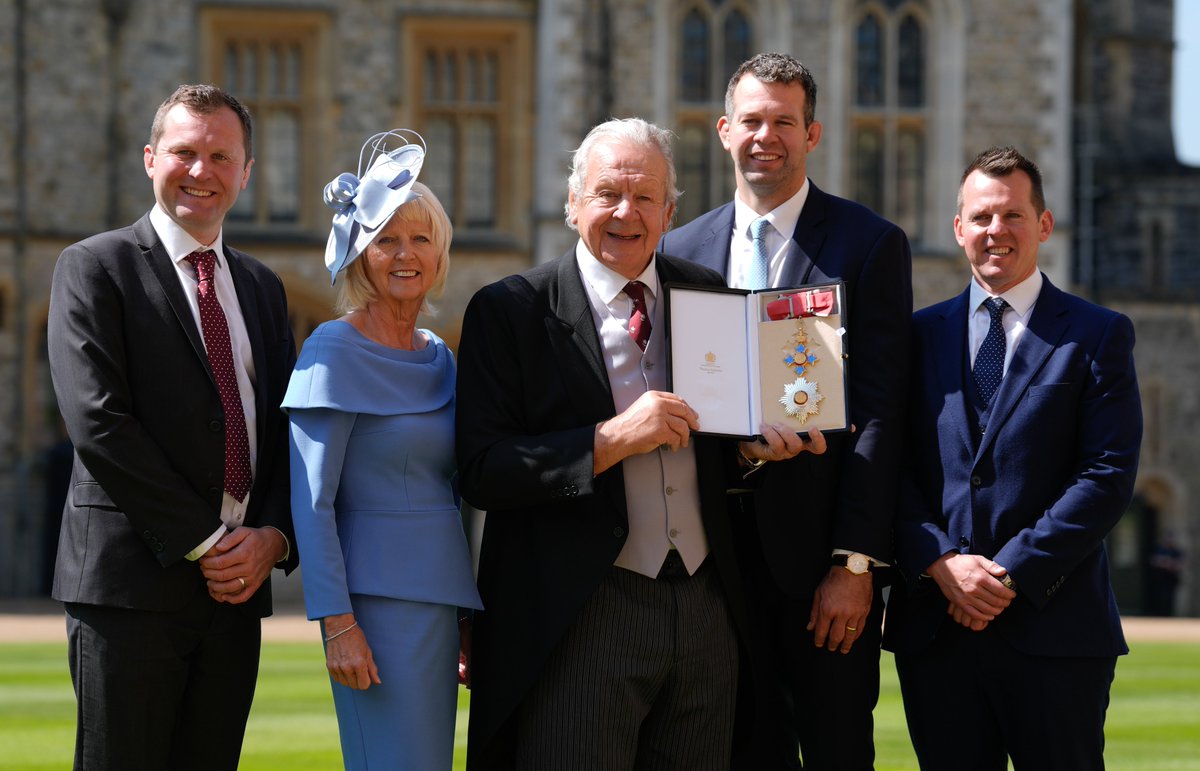 Sir Bill Beaumont tweet media