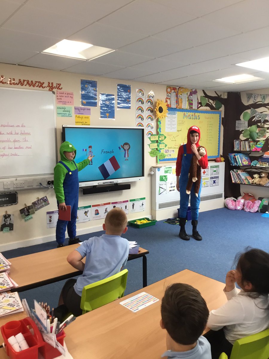 Some of our Language Ambassadors visiting Year 2 today. Year 2 can’t wait to learn French next year in Year 3 now!🇫🇷🥖