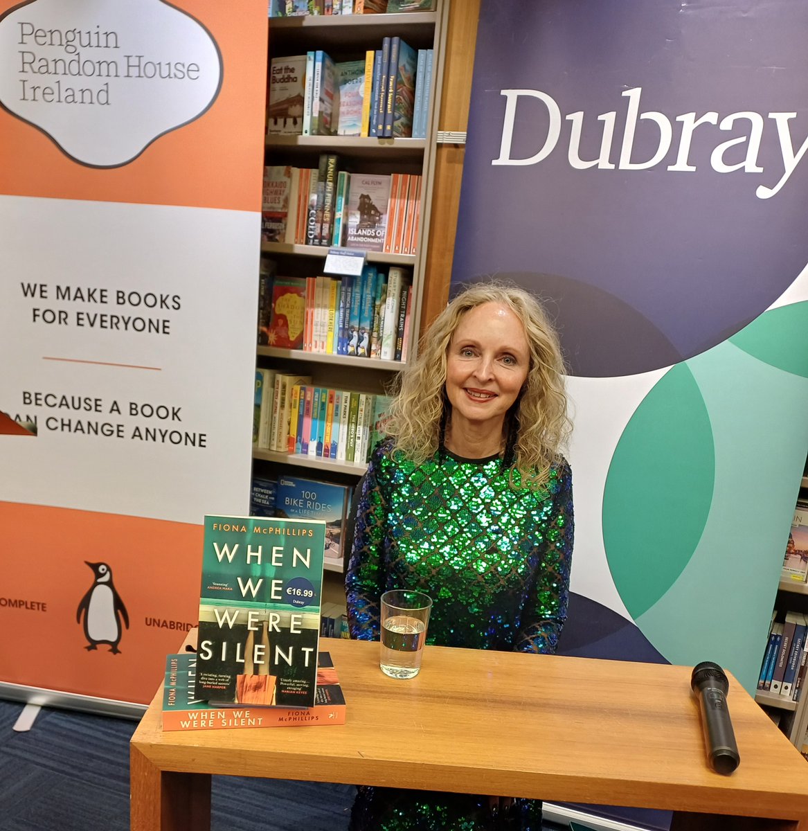 We’re very proud of our recent DCU MA Creative Writing graduate Fiona McPhillips, as she launches her brilliant debut novel, When We Were Silent. Published by Bantam (Penguin Random House), available at all good book shops now. Huge congratulations, Fiona. penguin.co.uk/books/456675/w…