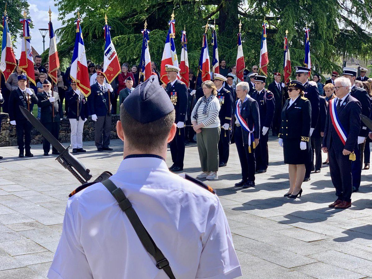 Aux cérémonies de Mont-de-Marsan et de Saint-Pierre-du-Mont dans les #Landes. Se souvenir de ceux qui se sont battus pour notre liberté et pour la démocratie. #8mai 🇫🇷