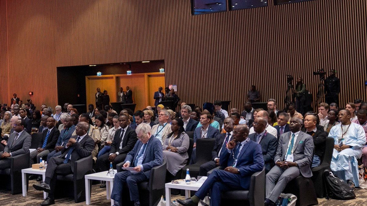 🗞 «#SciDipAfrica will train over 2,500 African professionals in #SciDip over the next 3 years and support 20+ national governments across #Africa in developing their #ScienceDiplomacy strategies.» @AlDiaCat 👉 aldia.cat/economies/noti…