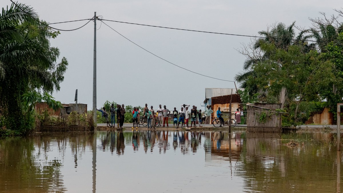 While we discuss and plan for possible disaster #displacement at the ongoing workshop in #Trinidad, floods displace thousands in East Africa, demonstrating how #humansecurity can be negatively affected by displacement. 👉🏽tinyurl.com/mvcn6wu6