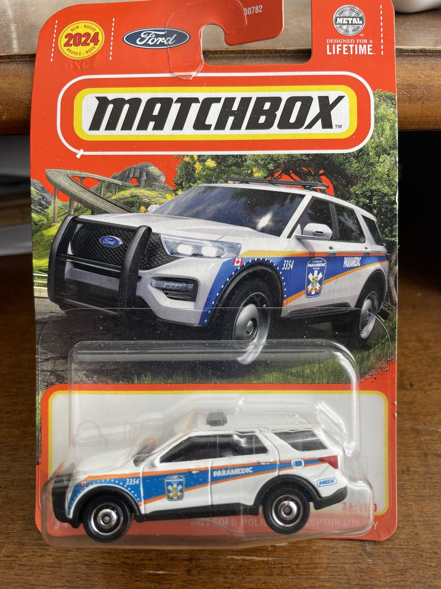 Recently honoured to receive from Brent @ParamedicAssoc the new #Matchbox @Peel_Paramedics response unit. Why so special they placed my retired vehicle number on it, 3354. So nice they continue to think of me during retirement. Being distributed in North America & Europe. 🙏🏻