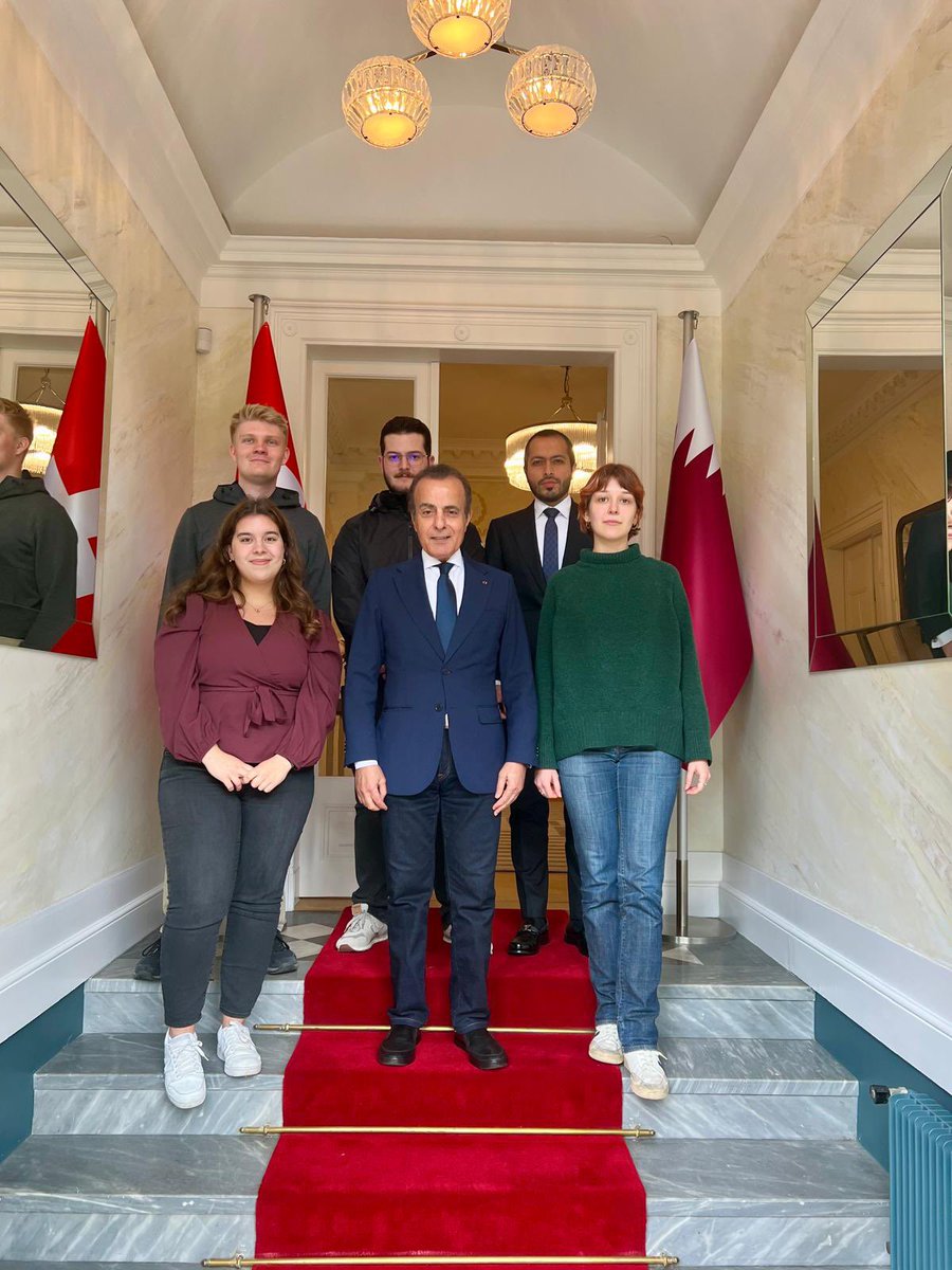 The Embassy was pleased to host a group of bright students from the Faculty of Middle Eastern Studies at @UZH_ch . Today's discussions on Qatar's diplomacy and educational landscape were enlightening. Here's to fostering understanding and collaboration across borders. 🤝🇶🇦🇨🇭