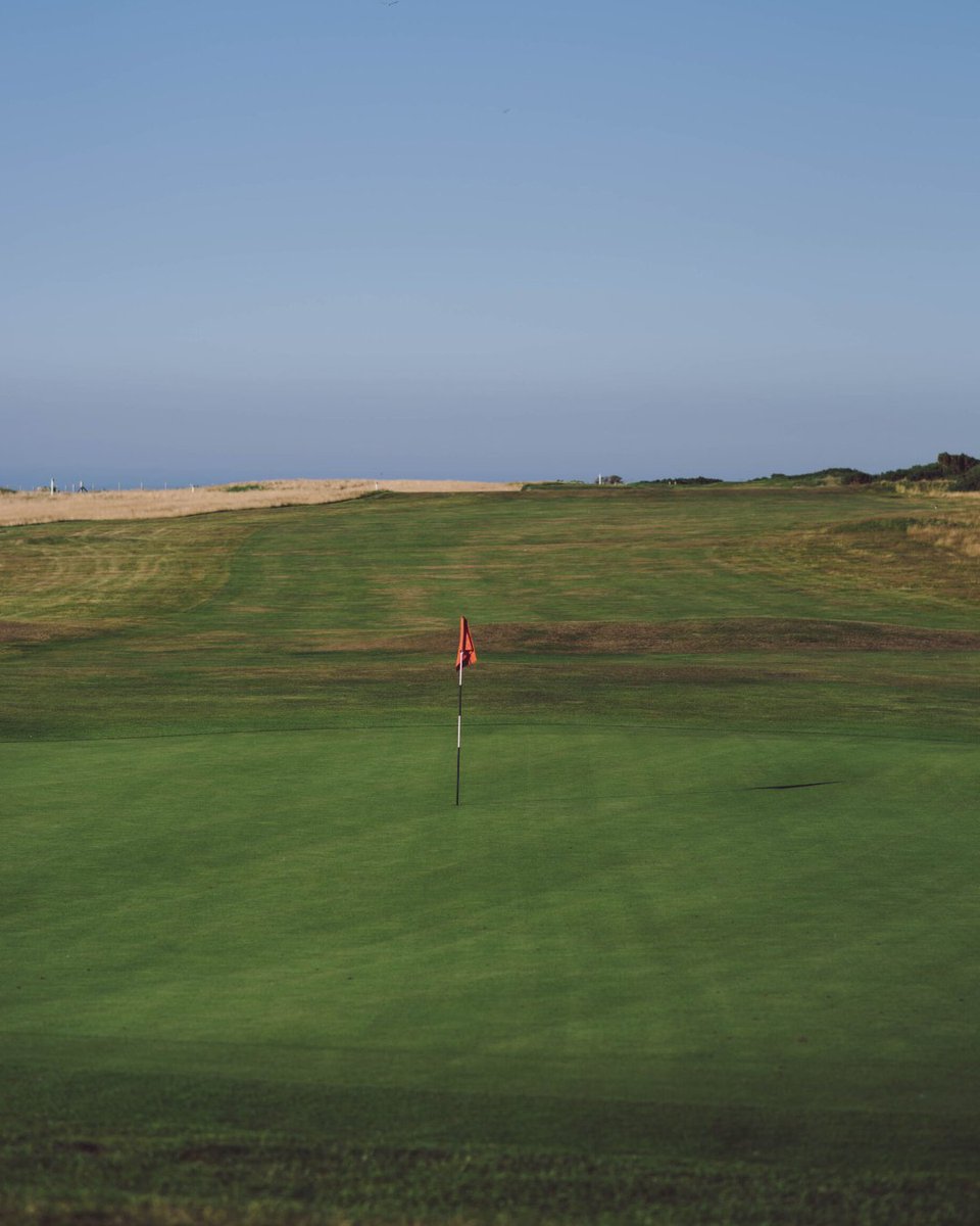 Discover the coastal beauty of Buckpool Golf Club in Buckie! 🏌️‍♂️ #MoraySpeysideGolf Buckpool Golf Club offers free golf for under 12s? It's a great chance to introduce young golfers to the sport! ⛳️ #SpiritOfGolf morayspeysidegolf.com 📌 - Buckpool GC 📷 - @MorayGolf