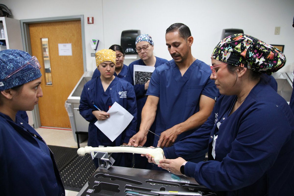 TSTCproud's tweet image. Representatives from @strykercareers visited the Surgical Technology program. Students learned about orthopedic trauma surgery and what they can expect in clinicals. Thank you for your support! #TSTCproud #SurgicalTechnology