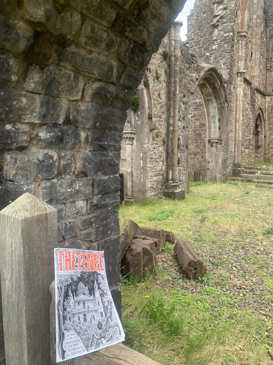 I took @The_Fence_Mag on holiday with me to Capel-y-Ffin, a hamlet in the Black Mountains home to a former monastery later owned by Eric Gill. Here, with heavy symbolism, is The Fence on a fence, its front cover of a ruined St Paul’s reflected in the ruins of the monastery church