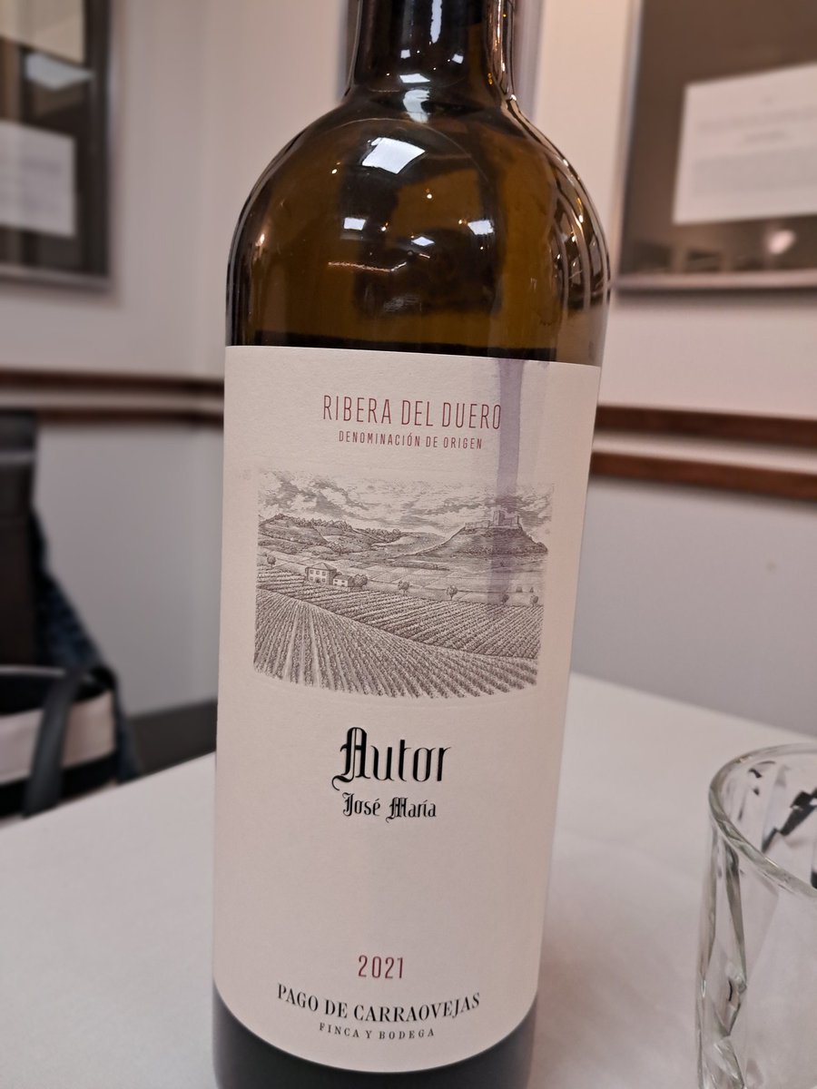 maikogrn's tweet photo. Mi favorito en Segovia:  Restaurante José Maria.  Calidad, cordialidad y un servicio inmejorable, siempre... y un vino unico. @RteJoseMaria https://t.co/ZnEvPKfU0y