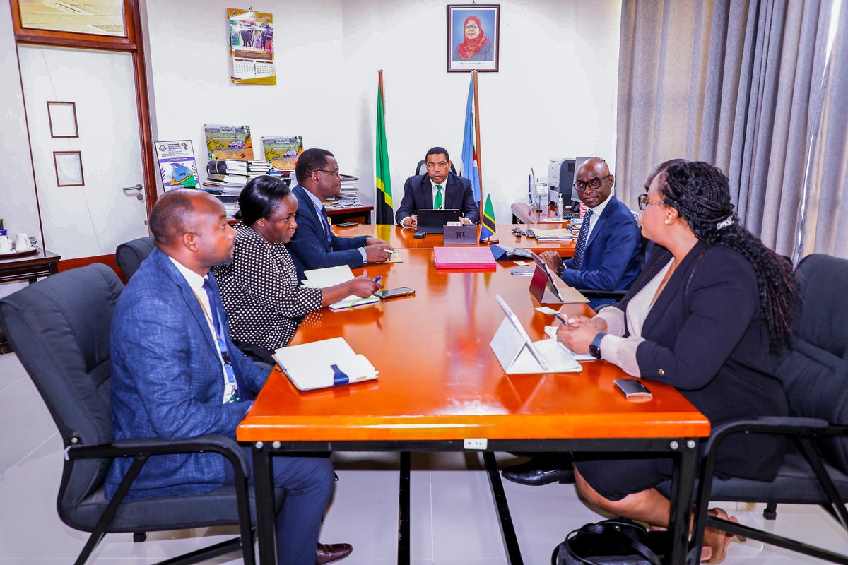 The CEO of NCBA Bank, Mr. Claver Serumaga, has met with the Honourable Minister of Finance, Dr. Mwigulu Nchemba, at his office in Treasure Square, Dodoma. The discussions centered on NCBA Bank's cooperation with the Government to support Tanzania's development. #GoForIt