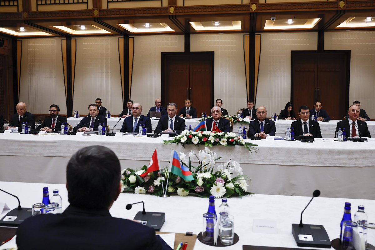 📍Ankara/ Türkiye-Azerbaycan Hükümetlerarası Karma Ekonomik Komisyonu 11. Dönem Toplantısı Cumhurbaşkanı Yardımcımız Sayın Cevdet Yılmaz ve Azerbaycan Cumhuriyeti Başbakanı Sayın Ali Asadov’un katılımlarıyla Türkiye-Azerbaycan Hükümetlerarası Karma Ekonomik Komisyonu 11. Dönem