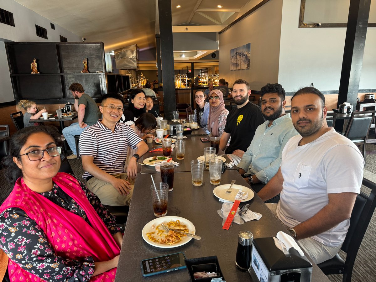 med_device_SIU's tweet photo. Farewell party: We had fun time celebrating Langdon, Zeba, and Hope's graduation. Good luck in the future. https://t.co/ppQq5alnbx