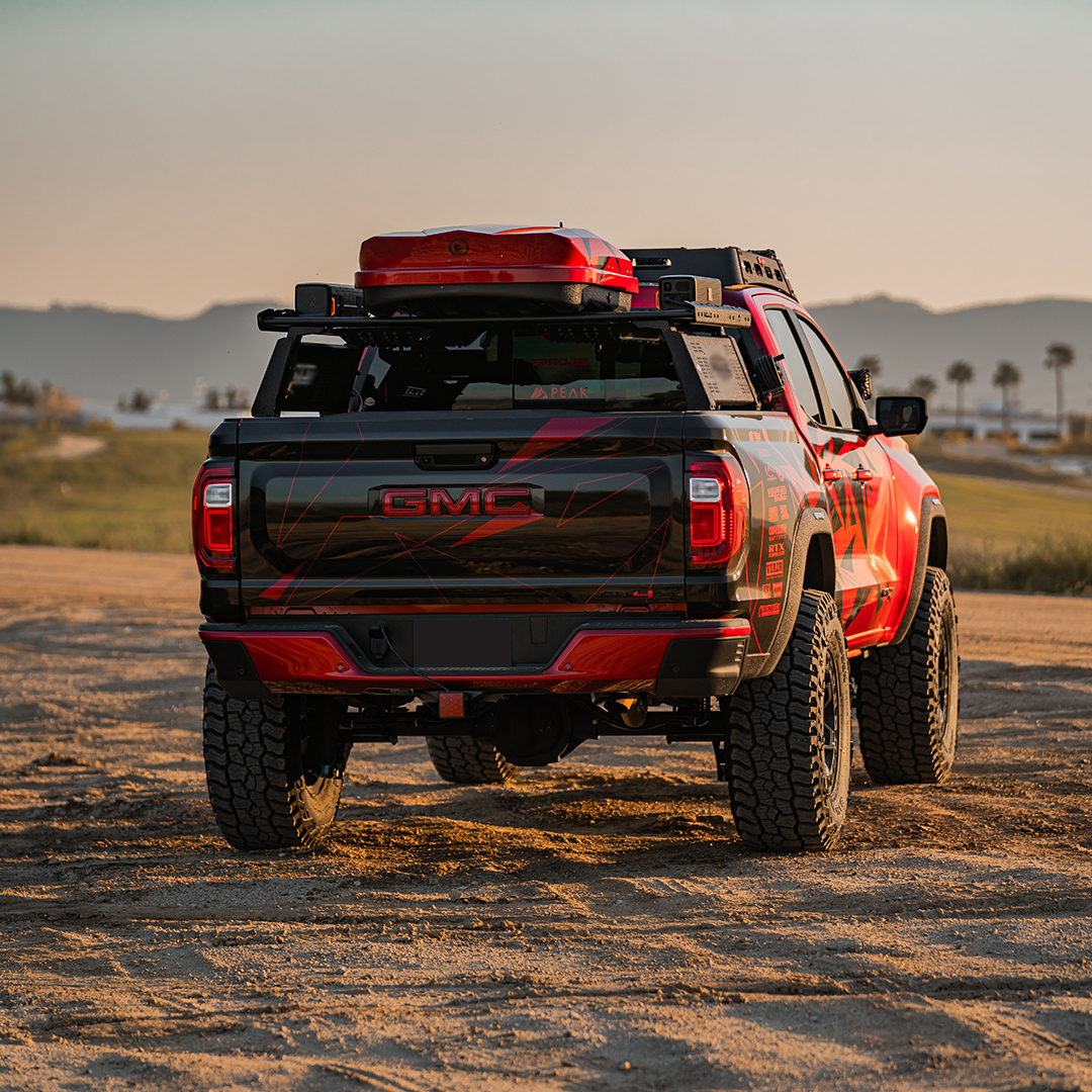 Pack up and hit the road in style with our sleek Black Horse Off Road roof box! 
#Blackhorseoffroad #offroad #offroading #4x4 #4x4offroad #offroadtrucks #truckaccessories #offroadaccessories #automotive #automotiveparts #autoaccessories #GMC #GMCtruck #GMCoffroad #GMCaccessories