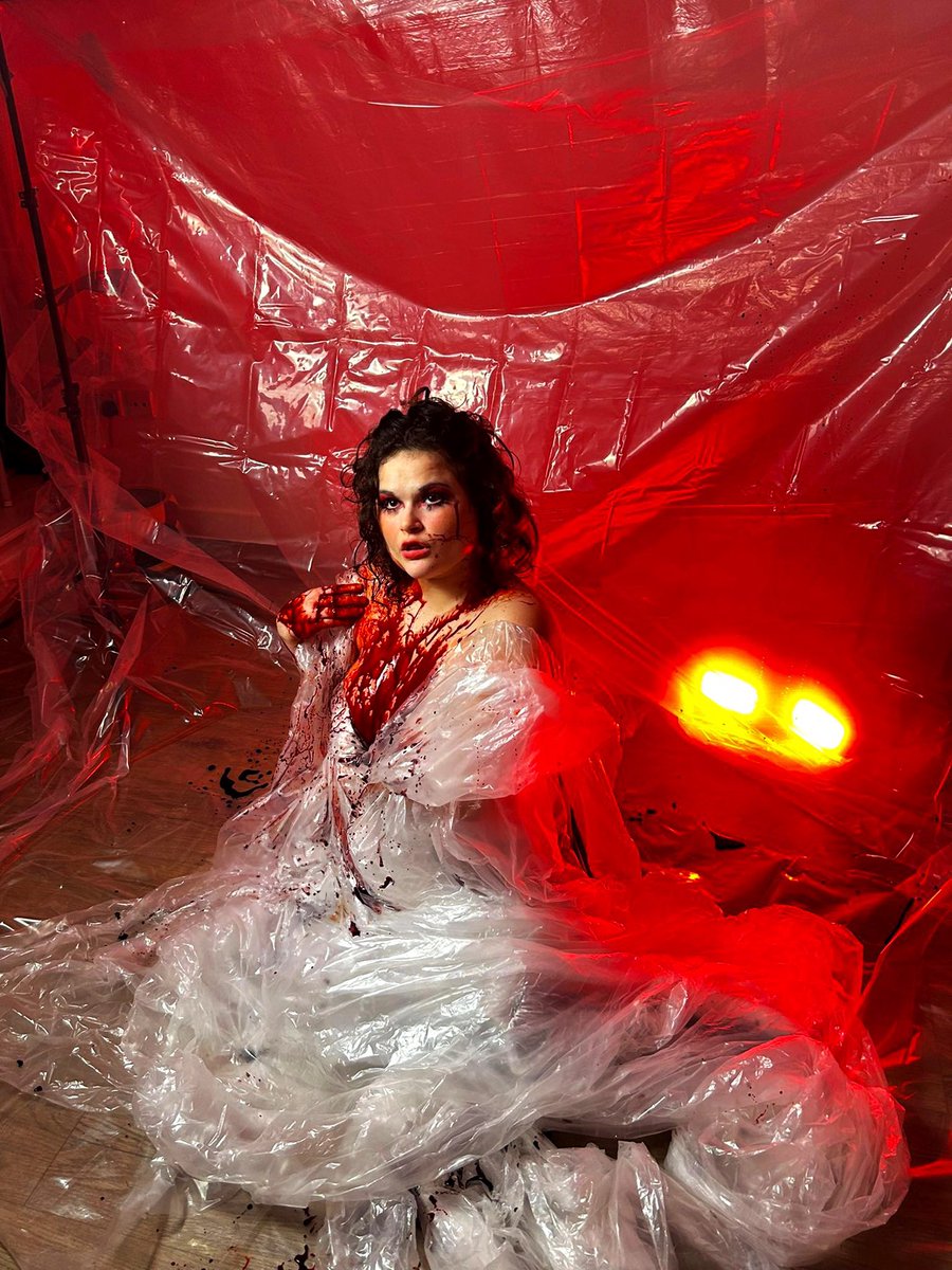 “Red. I might have known it would be red.” 🪣🩸💐🪩
•
🥳 GASH THEATRE PRESENTS: SHELLEY 🥳
<a href="/CamdenPT/">Camden People's Theatre</a> // May 10 &amp; 11 // 9 PM
•
🥵 TICKETS: cptheatre.co.uk/whatson/Shelley 🥵