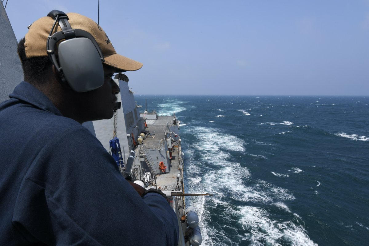 The Arleigh Burke-class guided-missile destroyer USS Halsey (DDG 97) conducted a routine Taiwan Strait transit on May 8 through waters where high-seas freedoms of navigation and overflight apply in accordance with international law. Read more: ow.ly/9tKX50Rzxoy #USNavy