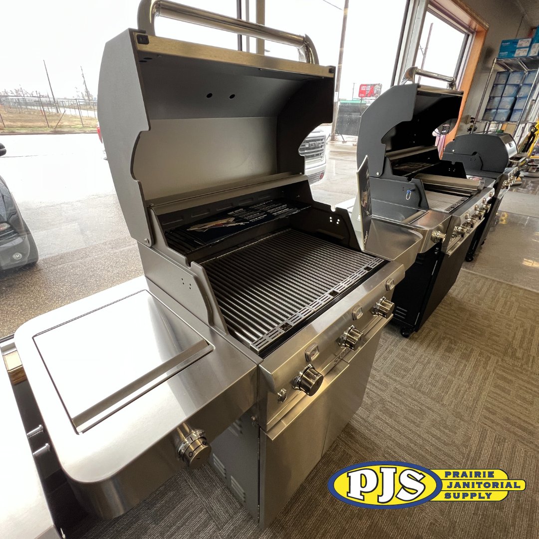 🔥 Score big during our sizzling summer sale on @SaberIRGrills! Purchase any SABER Cart or Built-in Grill and receive a FREE BBQ Cover and EZ SS Griddle System – valued up to $415 retail! Ends June 30th. 🍔🌭 #sabergrills #grills #grilling #barbecue #grillmaster #moosejaw