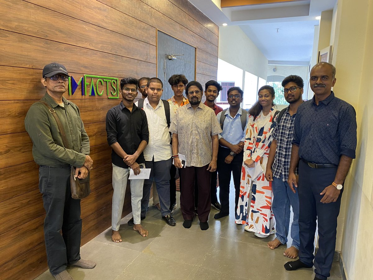 officialIMFACTS's tweet photo. And the Imfacts Summer Programme 2024 begins with a bang!! Best of luck to our dear students for this new journey of learning! 
#imfacts #loyolasoundengineering #soundengineer #techintune #soundengineering #audioproduction #musictech #studiolife #mixingmastering #proaudio https://t.co/QaseQH5n3K