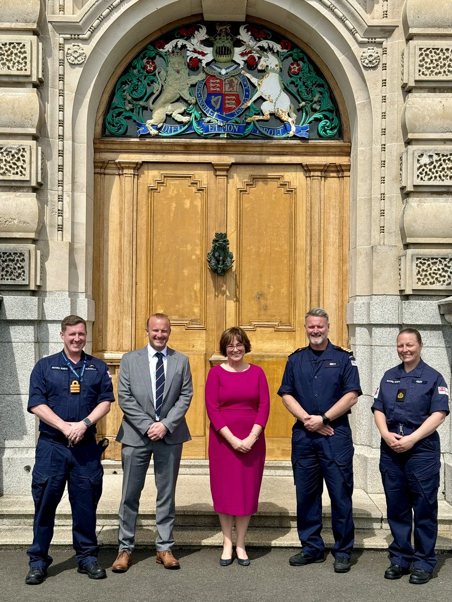 NavyGP's tweet photo. Congratulations to the Medical Centre at @DartmouthBRNC on a successful GP training accreditation visit, forging great training links with the local NHS Dartmouth Medical Practice. @DefenceDeanery @DMS_DPHC_Comd https://t.co/5jp6d27DAT
