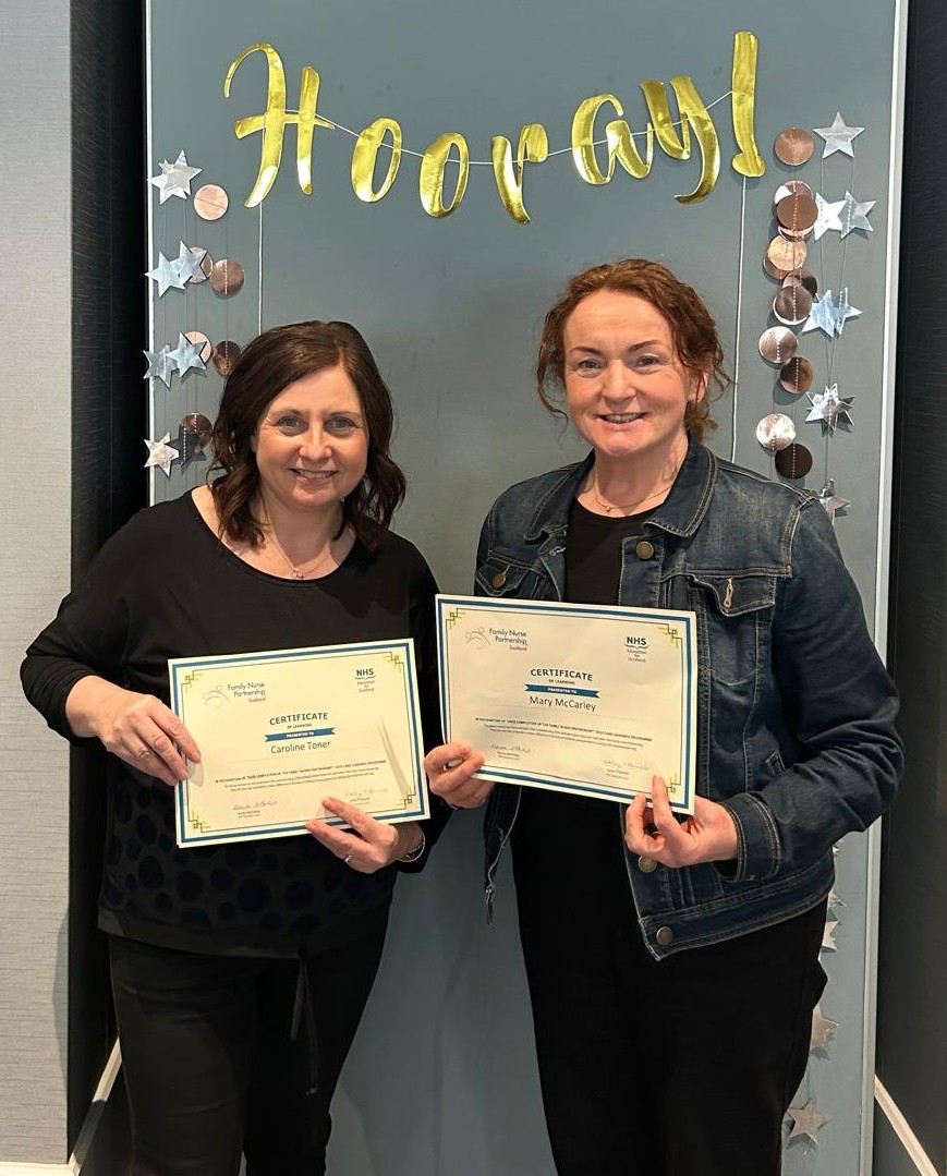 Congratulations to Mary and Caroline on “flourishing” from the Family Nurse Partnership (FNP) education programme. They have trained with the programme over the past 18 months. Find out more about the work of FNP: pulse.ly/opewcwnlid #TeamSHSCT