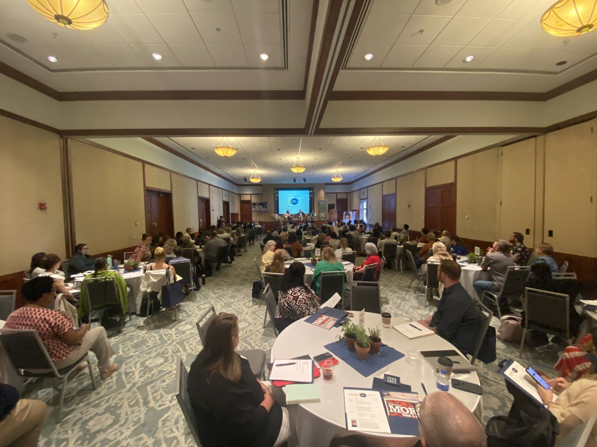 The vibes are good and so happy to be together with our frontline food pantry partners for our Agency Renewal Conference @lewisginter! We truly are #BetterTogether and humbled by the work these organizations do to serve their community. 💚