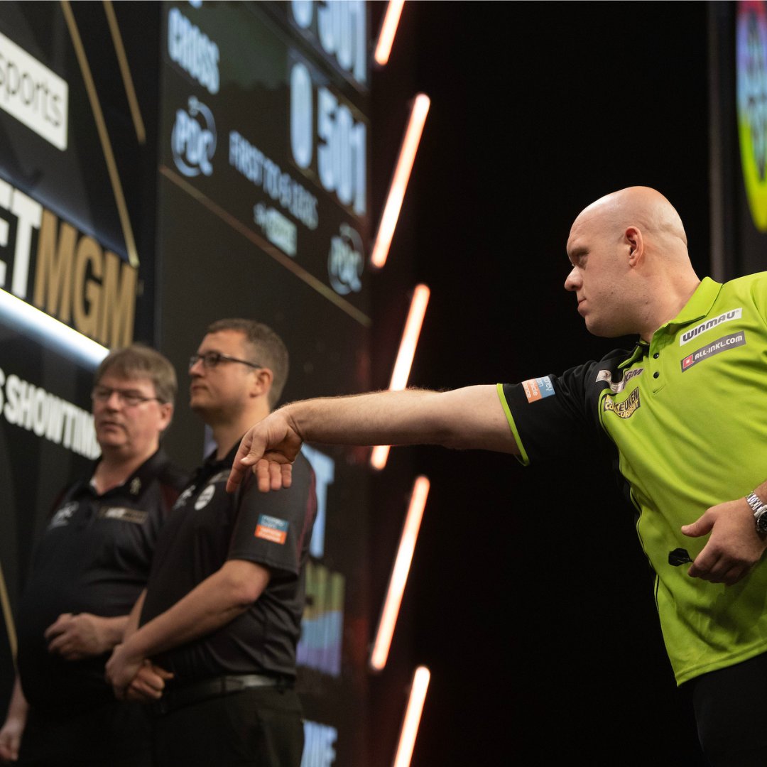 🎯| Michael van Gerwen included a 45.45% finishing rate in his match with Rob Cross on Night 14 of the Premier League. MVG hit a 98 finish in 2 darts in the 3rd leg to break the Voltage darts at the P&J Live in Aberdeen.