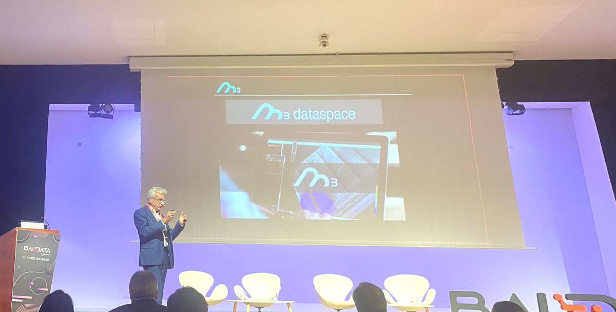 IMetrology_ES's tweet image. Toni Ventura nos presenta las oportunidades que los #espaciosdedatos aportan a la #metrología y a la fabricación inteligente en el III Foro @baidata_idsa