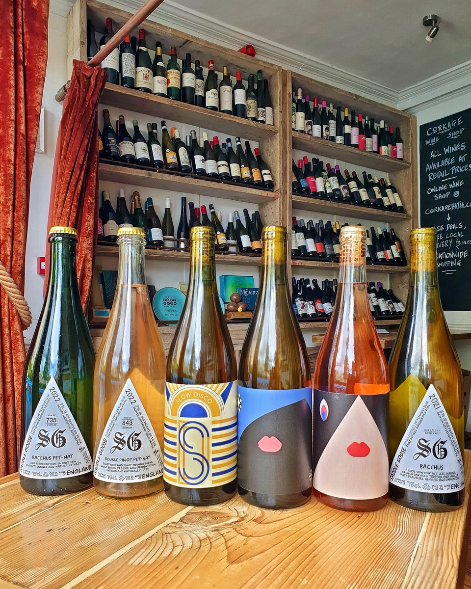 Our lineup for next week’s ‘English Wine Pioneers’ tasting! 🇬🇧

We’re bringing together Adam from Saddle Goose &amp; Sergio from <a href="/Blackbookwinery/">Blackbook Winery</a> to share their story alongside some cracking examples of their craft. 

🎟️ Tues 14 May, 6 - 8pm, £45pp

Book → booking.resdiary.com/widget/Standar…