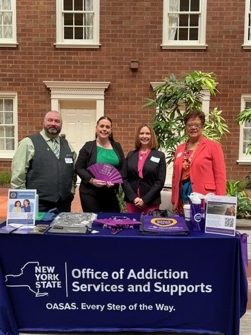 We were thrilled to be part of the “What’s Great in Our State: A Celebration of Children’s Mental Health” event in Albany yesterday and distribute training and resources to promote children’s mental health. #MentalHealthAwarenessMonth #ChildrensMentalHealth #EveryStepOfTheWay