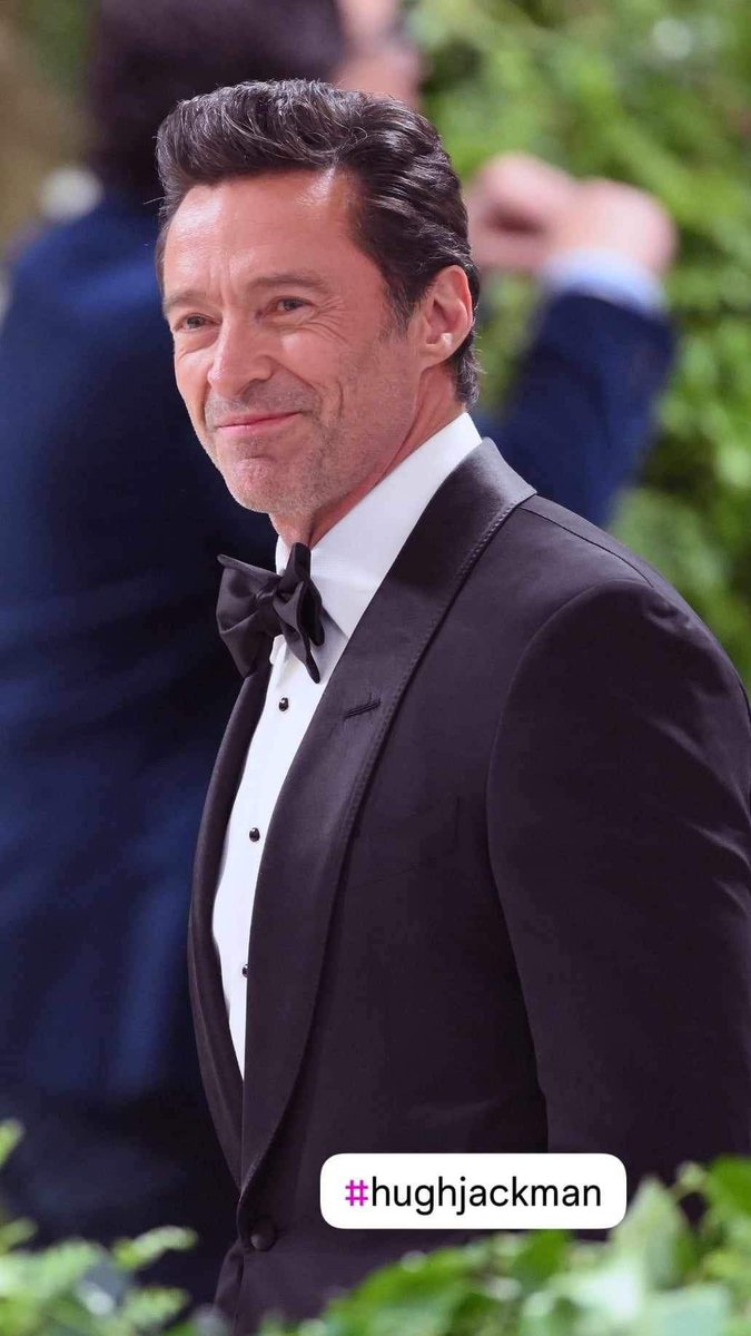 JackmansLanding's tweet image. We really cannot get enough of these Met Gala photos 📸. 

#hughjackman #sharpdressedman #lookingdelicious #snacktime #metgala 

📷 Elder Ordonez