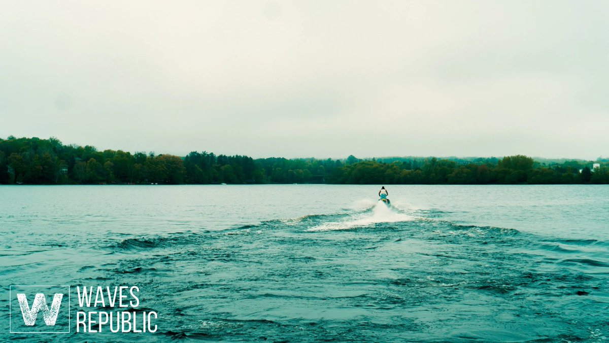 WavesRepublic's tweet photo. Experience the breathtaking and mesmerizing beauty of water skiing in the crystal-clear waters of Portugal. #waterski #waterskiing #waterskiworld #waterskies #waterskifamily #waterskier #waterskills #waterskipping #waterskirace #waterskiracing #waterskis #waterskiusa #waterskip https://t.co/PPxN4upVHd