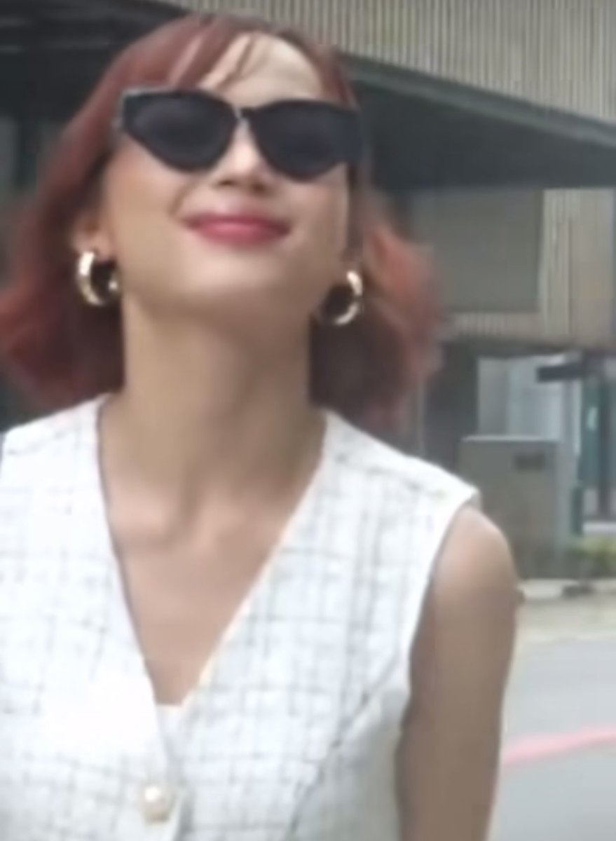 there's no such thing as low quality if you're gwen apuli