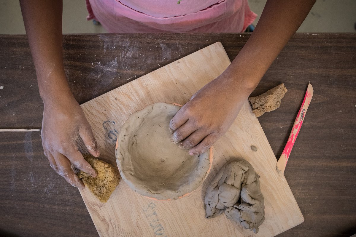 Join us for our all ages Ceramics drop-in class tomorrow, May 9, from 10 to 11:30 a.m. at QEPCCC! Explore your creativity and make unique objects using hand building construction and clay sculpting methods! Register: ow.ly/UPzb50RzyLs