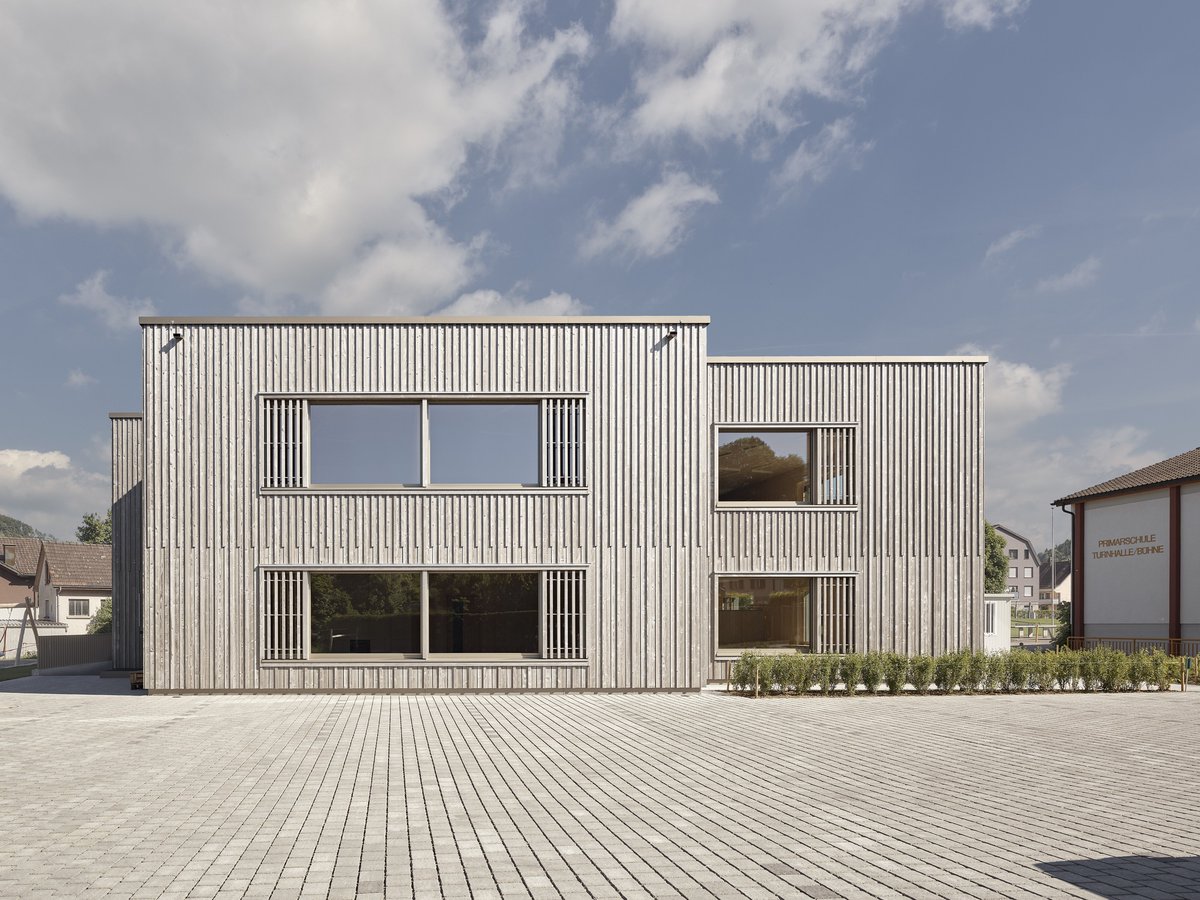 #EducationalArchitecture #Schools Bütschwil Primary School / Illiz Architektur dlvr.it/T6bhpC