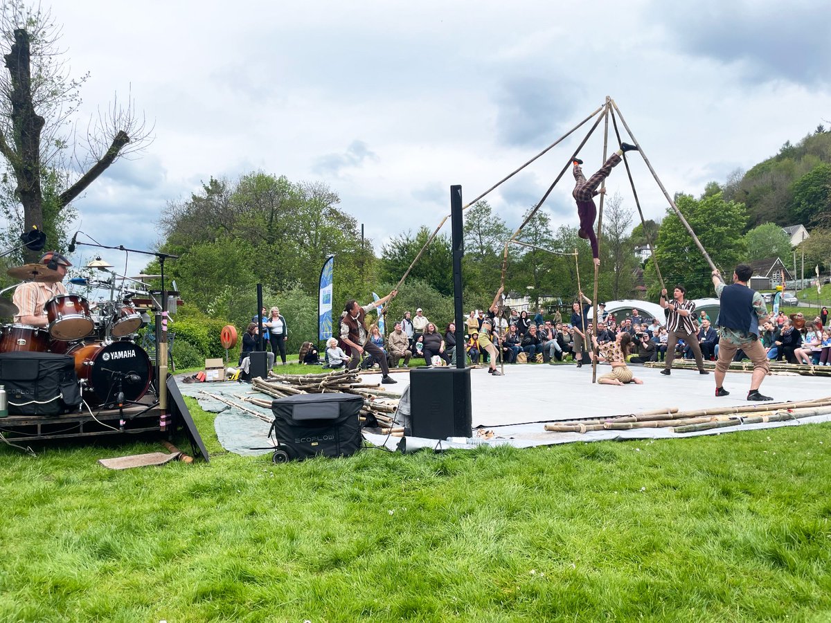 We want to say a massive thanks to our friends @HampshireGen who supplied the EcoFlow power system for our new outdoor show #BAMBOO. ☀️🔋⚡️ With the solar panels and battery system we can perform this show anywhere. This has got to be the future 🌎💚 #OutdoorArts #EcoTouring
