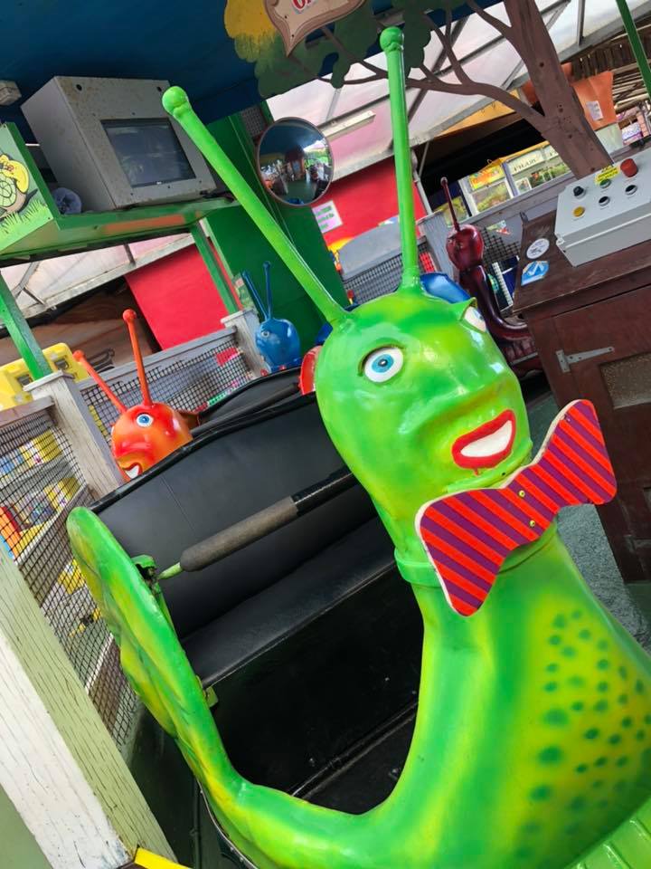 🐌🙌Let's celebrate a milestone at Joyland! The iconic Super Snails, delighting visitors since 1949, are turning 75 this year!